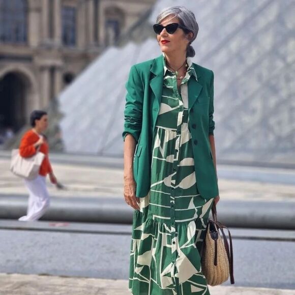 Straight Cut Wool Blazer New - Picture 5 of 7